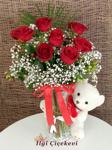 7 Kırmızı Gül ve Ayıcık